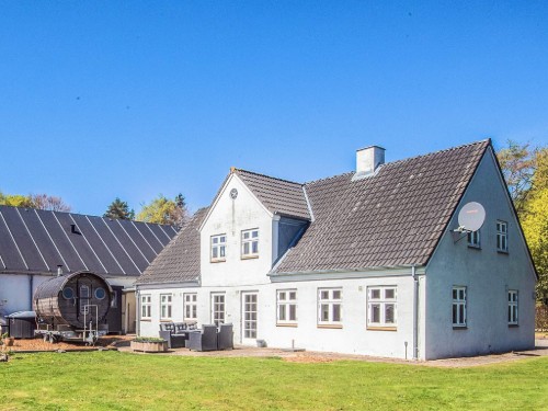 Fritidshus - 14 personer -  - Bakkevej - Favrlund - 6760 - Ribe