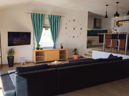 Feriehus - 8 personer -  - 21310 - Omis
