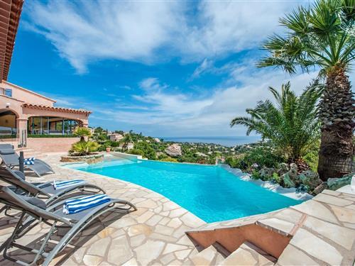 Villa - 14 persons -  - 83380 - Les Issambres