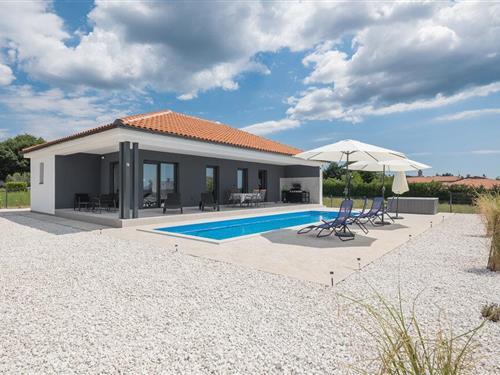 Sommerhus - 5 personer -  - Karlov vrt BB - 52341 - Zminj