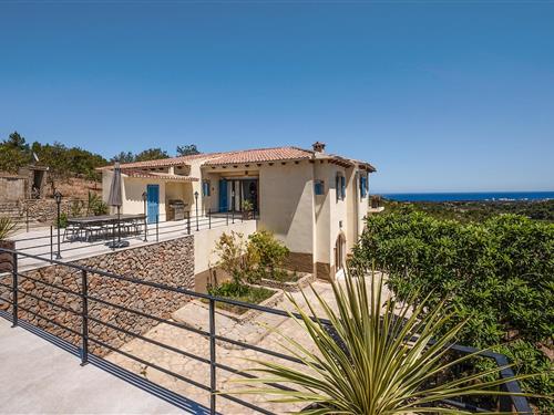 Holiday home - 8 persons -  - Polígon 22 PARCELA - Son Macià - 07509 - Son Macia