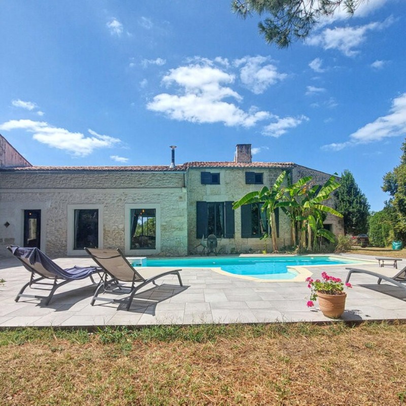 Sommerhus - 14 personer -  - Chemin des Grands Vignobles - 17120 - Meursac