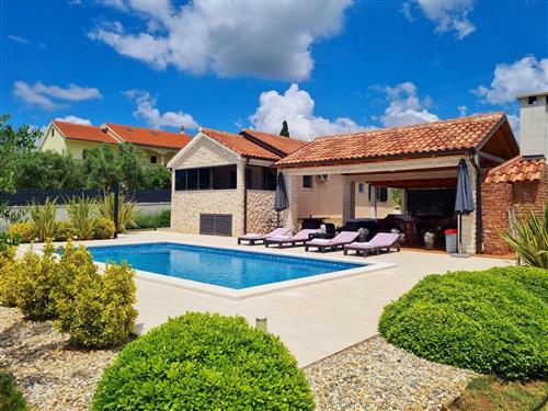 Sommerhus - 6 personer -  - Gornje Raštane - 23207 - Sveti Filip I Jakov