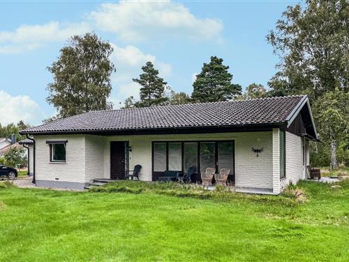 Holiday home - 5 persons -  - Lantmannavägen - Tvååker/Varberg - 432 77 - Tvååker