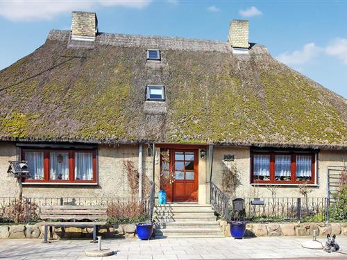 Holiday Home/Apartment - 2 persons -  - Alt Reddevitz - Mönchgut Ot Alt Reddevitz - 18586 - Mönchgut Ot Alt Reddev