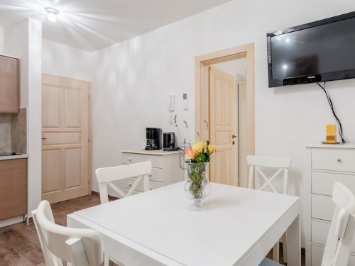 Ferieleilighet - 3 personer -  - 21223 - Okrug Donji