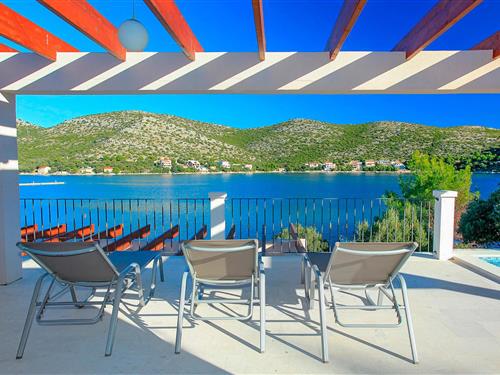 Holiday home - 12 persons -  - Skrivena Luka, Portorus - 20290 - Lastovo