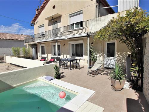 Holiday Home/Apartment - 6 persons -  - Albert de Belleroche - 84100 - Orange