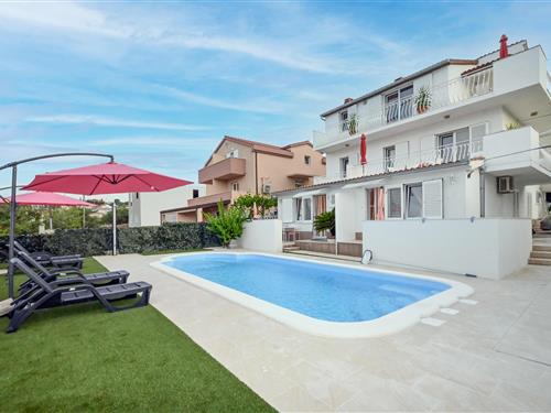 Ferieleilighet - 2 personer -  - Bana Jelacica - Ciovo - Slatine - 21224 - Slatine