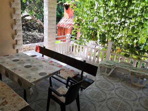 Holiday Home/Apartment - 4 persons -  - Drvenik Mali - 21225 - Drvenik Mali