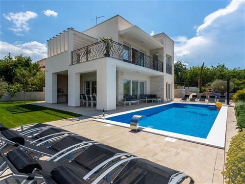 Feriehus - 7 personer -  - Krk/Milohnici - 51511