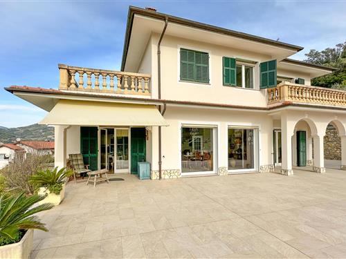 Holiday home - 5 persons -  - Località Nofea snc - 18019 - Vallecrosia