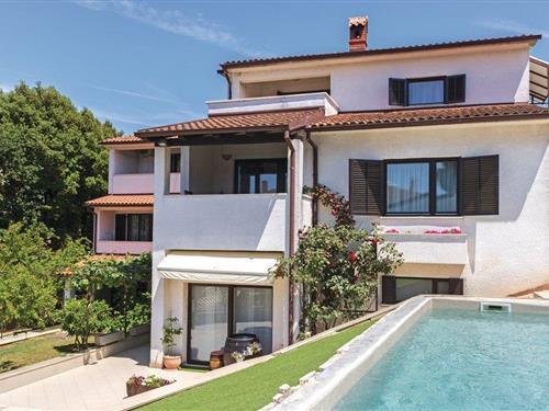 Holiday apartment - 4 persons -  - Pj.Uvala X ogranak - 52100 - Pula