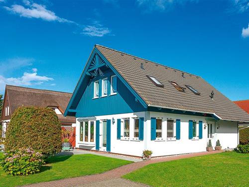 Holiday Home/Apartment - 2 persons -  - Neue Reihe - 18374 - Zingst