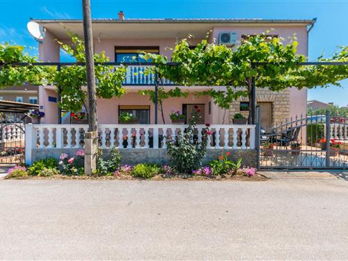 Holiday Home/Apartment - 6 persons -  - Koranska ulica - Biograd - 23210 - Biograd Na Moru