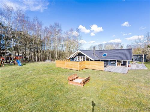 Holiday Home/Apartment - 5 persons -  - Blomstervangen - Jegum - 6840 - Oksbøl