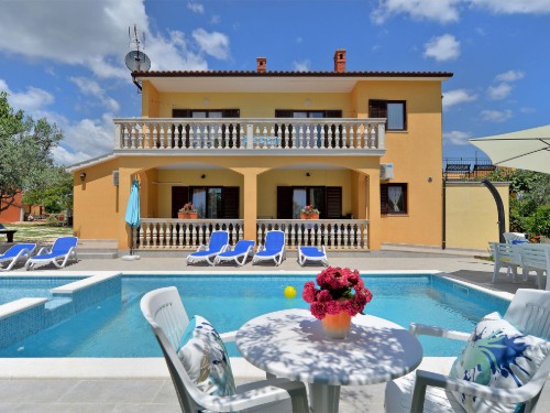 Ferienhaus - 16 Personen -  - 52215 - Pula/Vodnjan