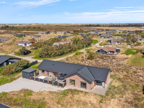 Sommerhus - 8 personer -  - Fyrmarken - Nr. Lyngvig - 6960 - Hvide Sande
