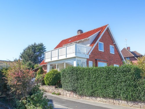 Fritidshus - 9 personer -  - Ndr. Strandvej - Tejn - 3770 - Allinge