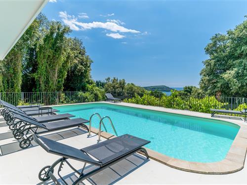 Holiday home - 14 persons -  - Molunat - Dubrovnik-Molunat - 20215 - Molunat