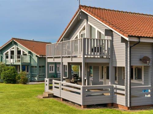 Holiday home - 4 persons -  - NR31 9EY - Fritton