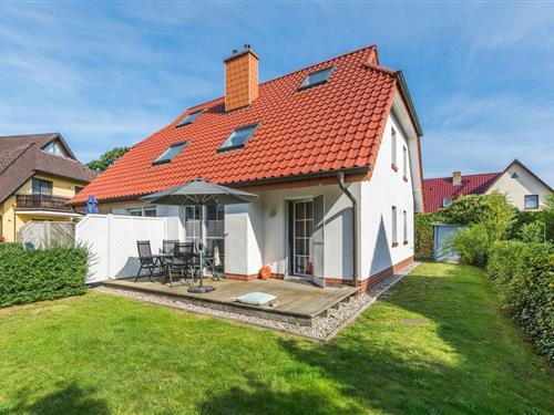 Holiday Home/Apartment - 8 persons -  - Rämel - 18374 - Seeheilbad Zingst