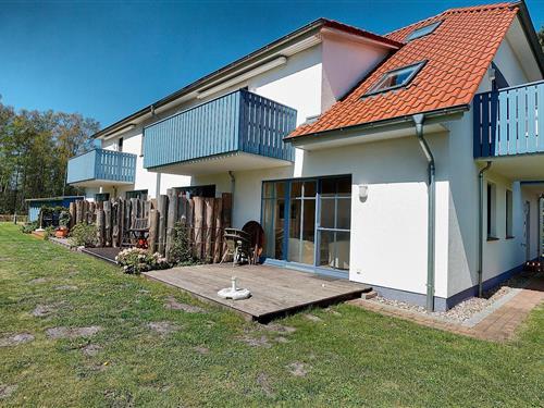 Holiday Home/Apartment - 4 persons -  - Am Bahndamm - 18374 - Zingst