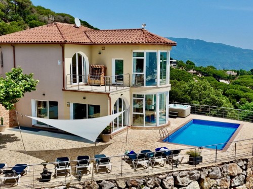 Sommerhus - 16 personer -  - 17310 - Lloret De Mar