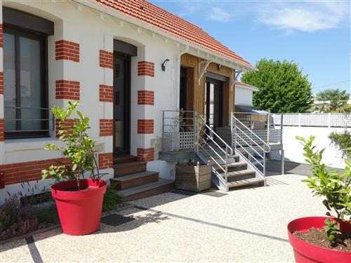 Holiday Home/Apartment - 8 persons -  - Royan - 17200