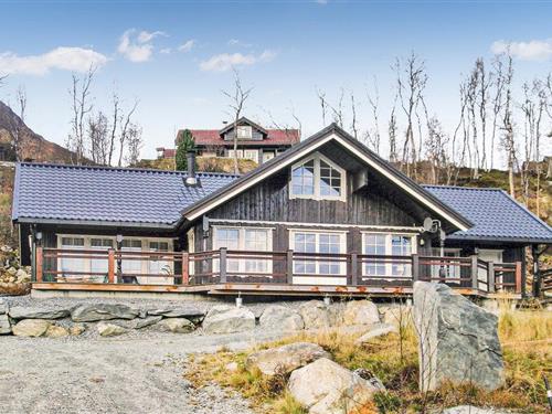 Holiday home - 8 persons -  - Nysætervegen - 6220 - Straumgjerde