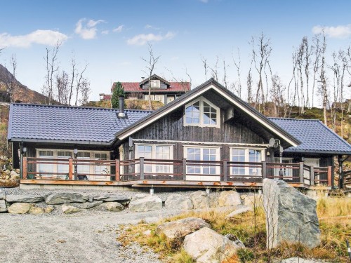 Holiday home - 8 persons -  - Nysætervegen - 6220 - Straumgjerde