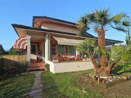 Sommerhus - 6 personer -  - 55041 - Capezzano Pianore