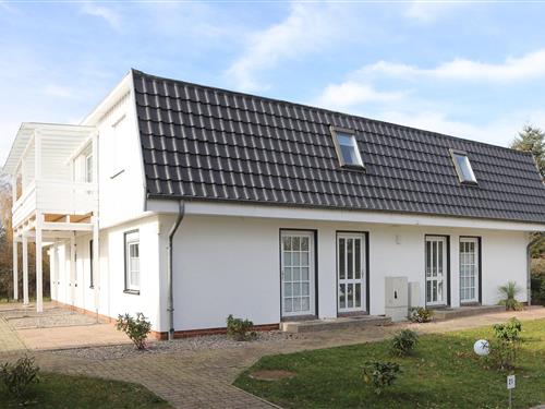 Holiday apartment - 5 persons -  - Berger Straße - 18581 - Putbus