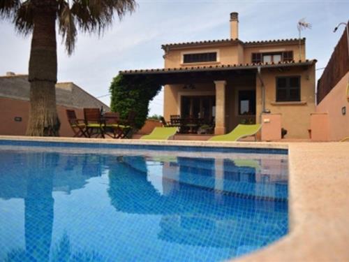 Holiday Home/Apartment - 6 persons -  - Avinguda Escoles, - 07250 - Vilafranca De Bonany