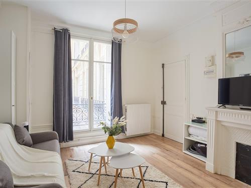 Ferienhaus - 2 Personen -  - 75116 - Paris