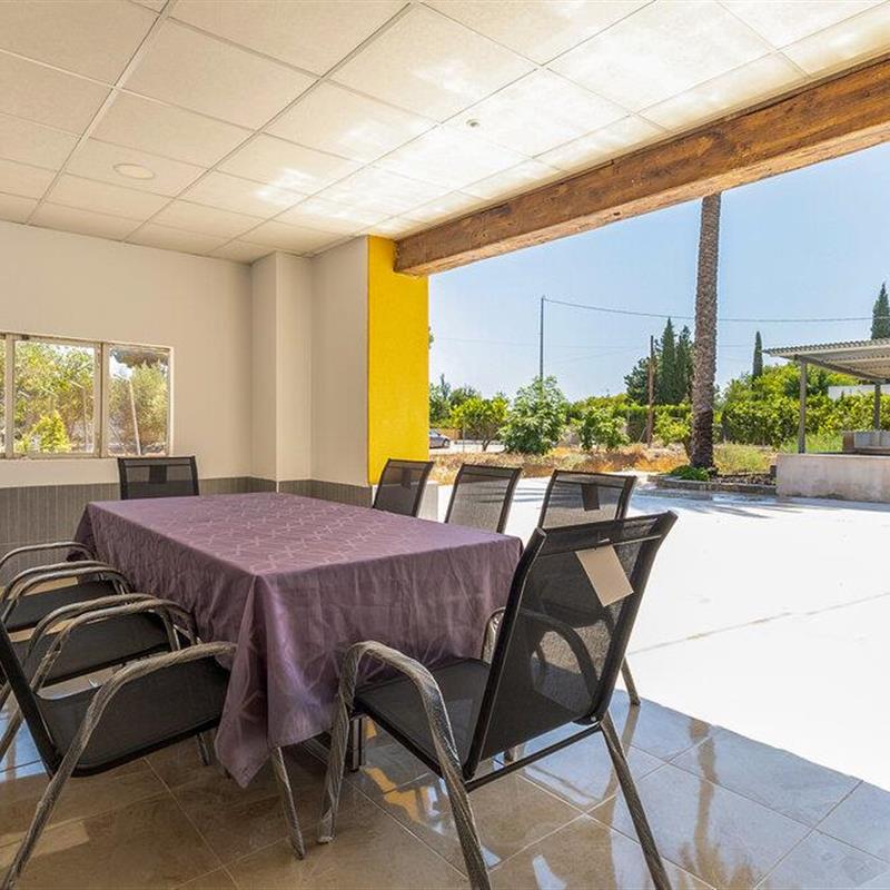 Sommerhus - 8 personer -  - Av. de Snt. Teresa, polígono - Matola - 03296 - Elche