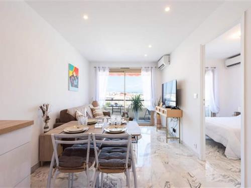 Holiday apartment - 2 persons -  - 06400 - Cannes