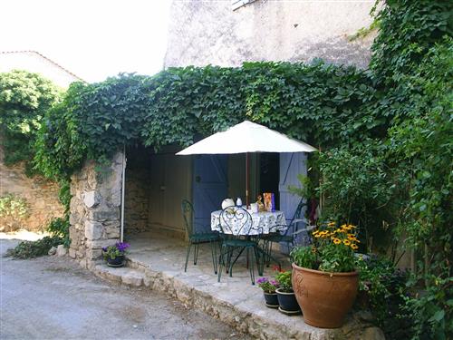 Holiday home - 4 persons -  - Lorgues - 83510