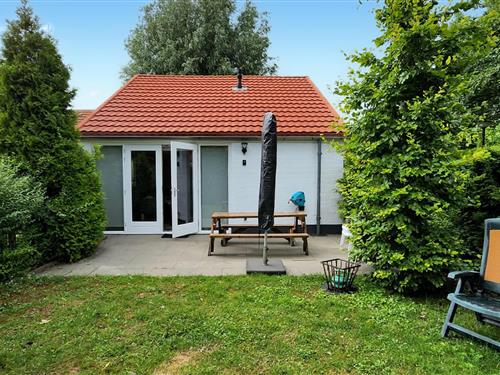 Holiday home - 6 persons -  - Zuiderdiepstraatweg - 3251 LW - Stellendam