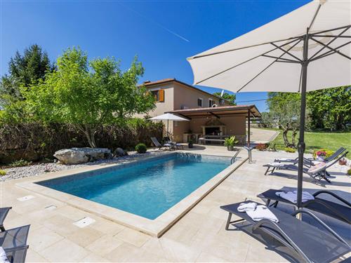 Holiday home - 8 persons -  - Rovinj/Žminj - 52341