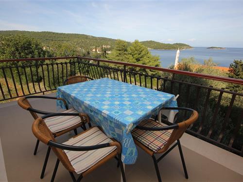 Holiday Home/Apartment - 6 persons -  - Vis - 21480 - Vis