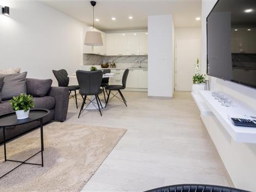 Holiday apartment - 4 persons -  - Ulica kraljice Jelene - 23211 - Pakoštane