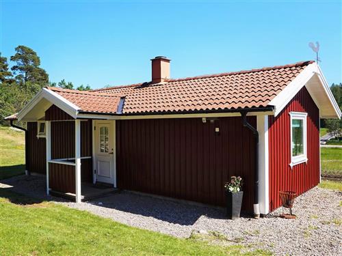 Sommerhus - 4 personer -  - Södra Härgusseröd - 44494 - Ucklum