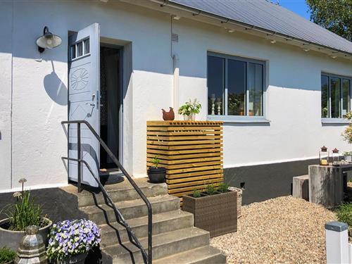 Holiday home - 6 persons -  - Torps Byväg - Österlen/Gyllebo/Simrishamn - 272 97 - Gärsnäs