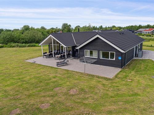 Sommerhus - 16 personer -  - Blommestien - Marielyst - 4872 - Idestrup