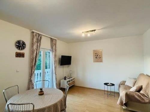 Ferienhaus - 6 Personen -  - Stari put - 23244 - Tribanj