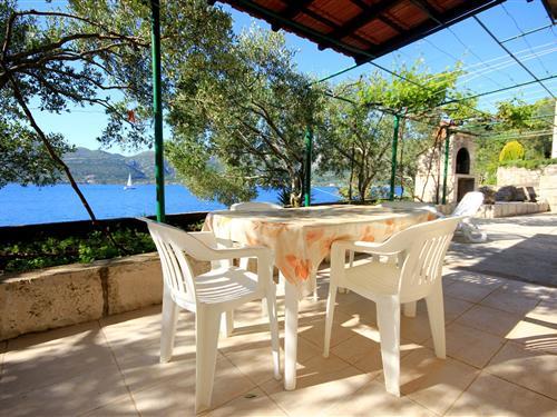 Holiday Home/Apartment - 4 persons -  - Tri Žala - 20260 - Tri Žala