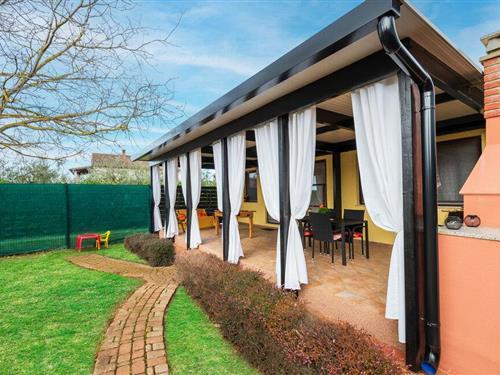 Holiday home - 4 persons -  - Montiron - Pula- Sisan - 52204 - Sisan