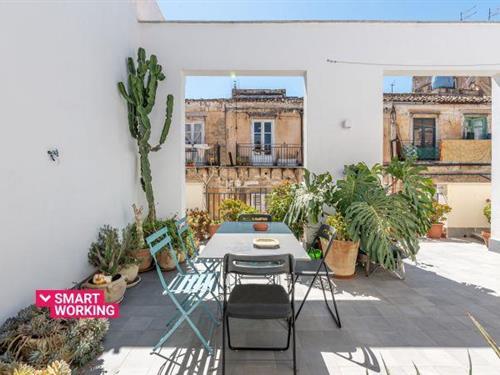 Ferienhaus - 8 Personen -  - 90133 - Palermo