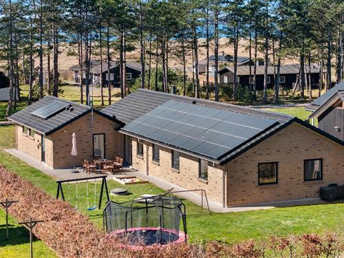 Sommerhus - 12 personer -  - Klokkegrund - Øer - 8400 - Ebeltoft